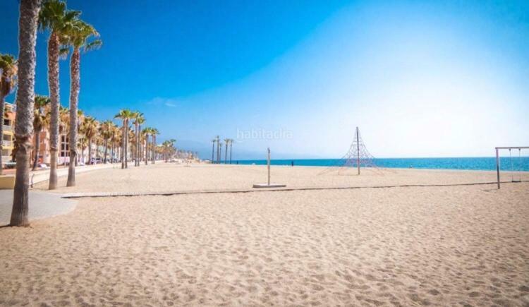 Apartamentos Deluxe Roquetas De Mar Con Golf Y Piscina Climatizada, Parking Privado 비카르 외부 사진