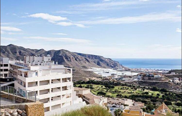 Apartamentos Deluxe Roquetas De Mar Con Golf Y Piscina Climatizada, Parking Privado 비카르 외부 사진